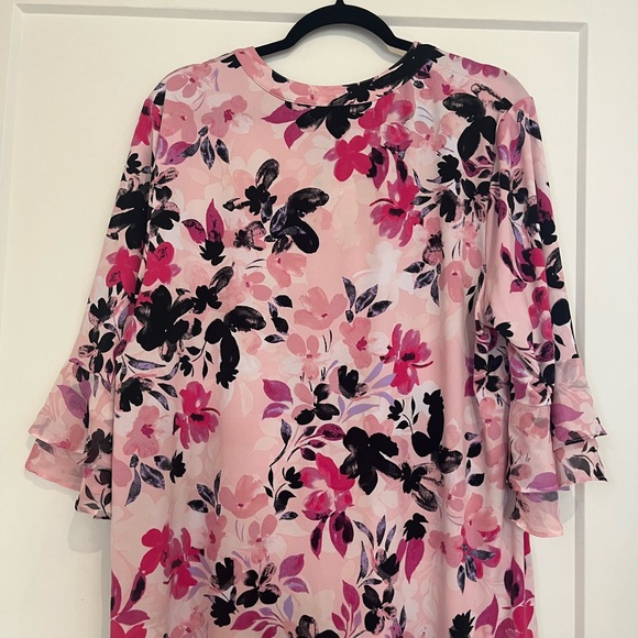 NWT Kasper Plus Flutter Sleeve Blouse, Everyday Knit - Picture 9 of 10